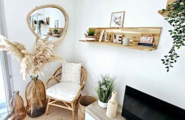 Mandelieu vacances RDC jardin, piscine, parking 2 chambres - Foto 2