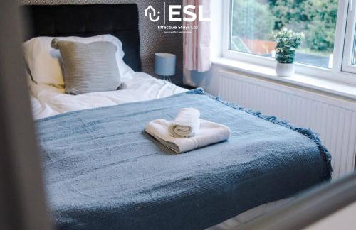 Open Plan - 3 Bedroom House - Garden and Outdoor Seating - Driveway Parking - Short Drive to City Centre - Foto 26