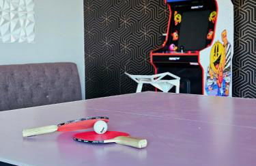 5Br3B Pool, 2mi to Fstvals, EV Chrgr, Gym, Games - Photo 57