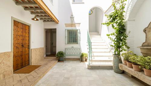 La Casa de la Plaza del Arroyo - Traditional Luxury in Jerez - Foto 1