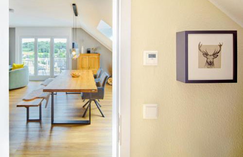 Natur-Design "Platzhirsch Sauerland" - Sauna, Kamin, Balkon, Garten, Hütte, Grill - Foto 40