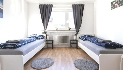 VAZ Apartments Home-at-Work für Monteure und Fachkräfte TV, WLAN, Balkon, Küche, Parkplatz - Foto 2