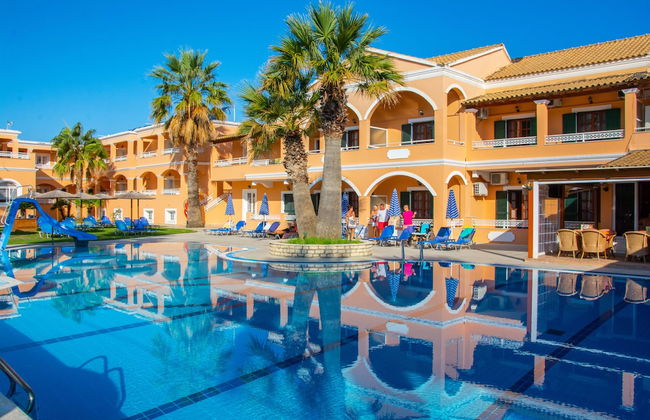 Lagoon Hotel & Apartments - Foto 1