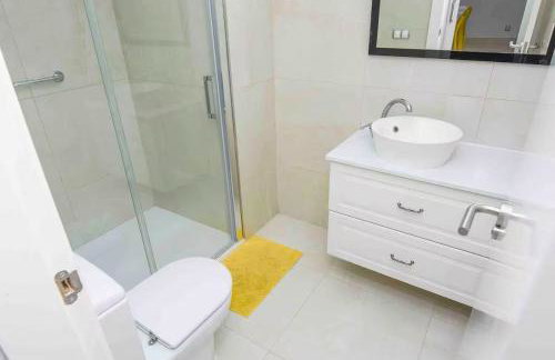 Cadre exceptionnel Appartement les pieds dans l'Eau Mer Piscine Clim Terrasse Vue Mer - Foto 14