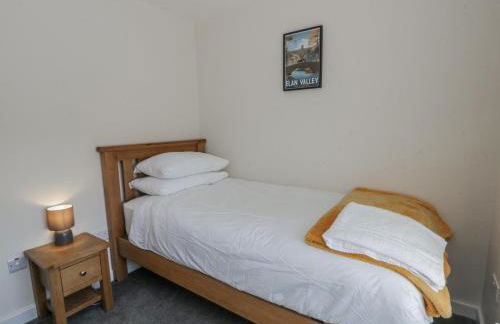 Glandwr House - Photo 13