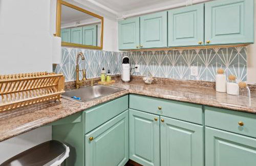 Tropical Bohemian 1BR Apt near Atlantic City Beach - Foto 3