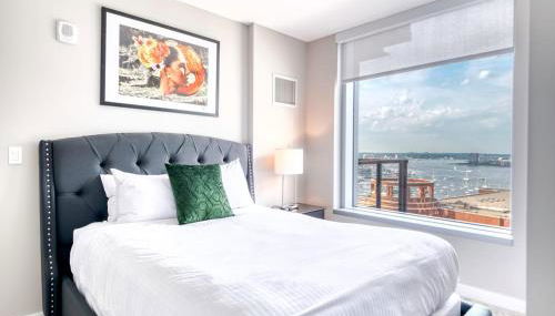 Luxury Apt with Balcony In Seaport - Foto 3