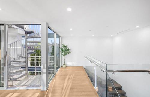 Lindenhurst - Photo 44