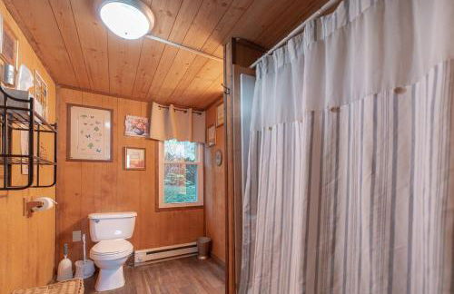 Clouds Cabin - HotTub, Mtn View, Pets - Photo 14