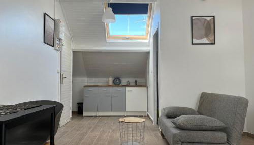 Appartements proches CDG Le Bourget dans maison francilienne typique - Foto 2, minibar