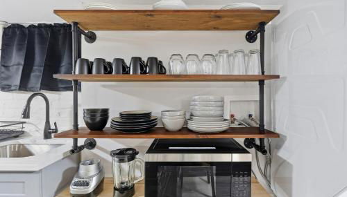 Airport Haven - Cozy 2BR Apt 5 Min Away - Foto 3