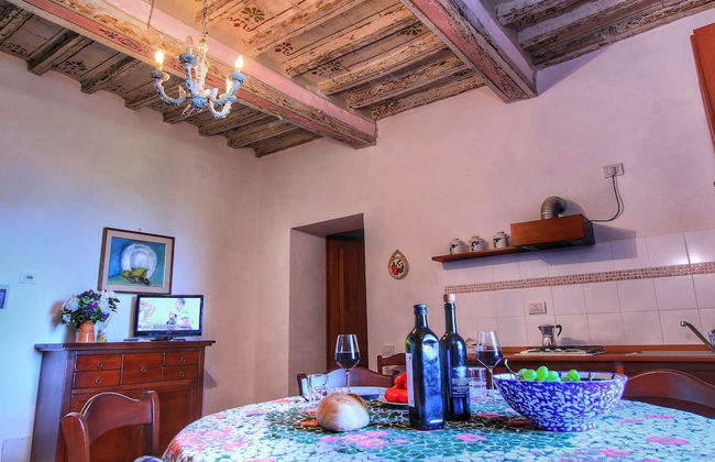 Splendid Farmhouse in Gualdo Cattaneo with Hot Tub - Foto 27