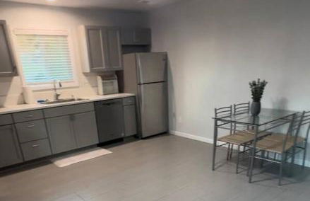 New, Fun-Size Benbow House! - Foto 6