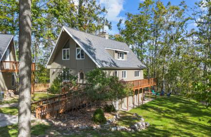 5BR, 9 Beds Sleeps 14 Game Room, Pool Access - Foto 3