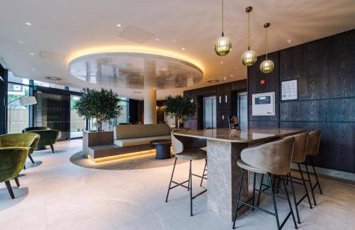 City Penthouse - Roof Terrace & Free Parking - Foto 38