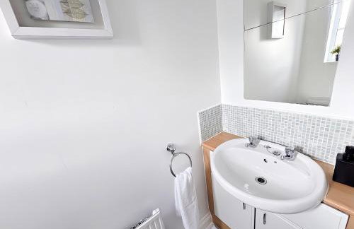 2ndHomeStays- Bilston- Contractors Friendly Townhouse - Foto 12
