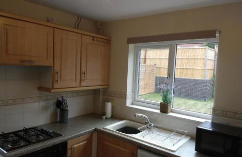 Sunningdale homely detached family,contractor 3 bed house with Parking - Foto 12