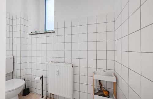 Perfect for 5 Guests - Netflix - Parking - Duisburg - Smart Home - Photo 22