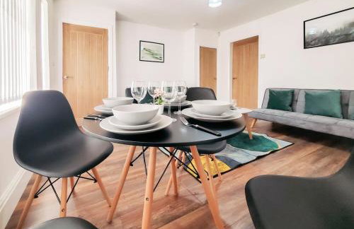 Spacious 3 Bedroom Home - Near Nec, Birmingham Airport & Solihull - Foto 15