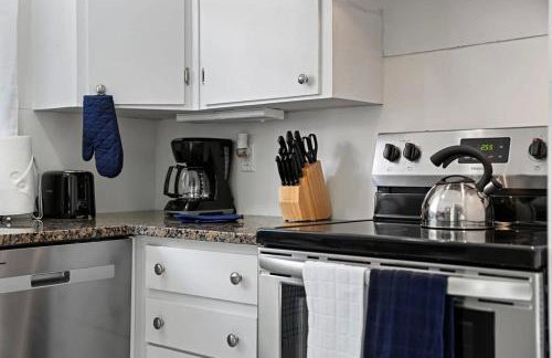 Near University & Dining- Garden District Dwelling - Foto 53