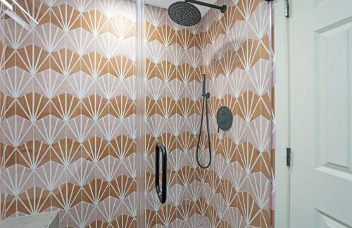 2 Blocks from the US Capitol - Photo 18