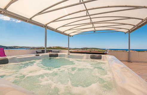 Nice Home In Rogoznica - Foto 9