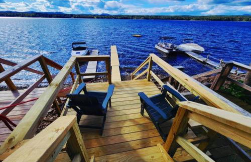 Spacious, modern, home by the lake! - Foto 40