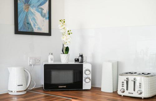 Open Mind Property - Cozy Flat for FOUR - Photo 6