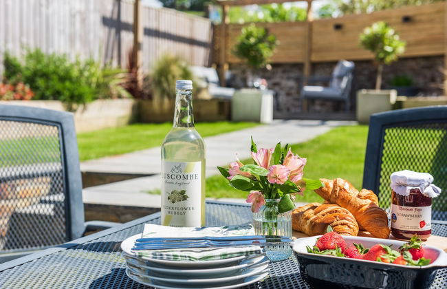 Holly Hayes House - Photo 42