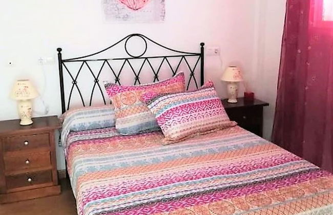 Apartment in Spain With Beach Access - Photo 2