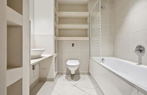 Stunning 11th Floor Canary Wharf Flat River and City Views - Foto 6