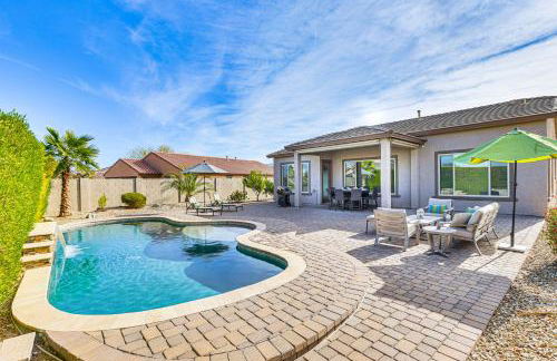 Outdoor Oasis and Community Perks Goodyear Gem - Foto 1