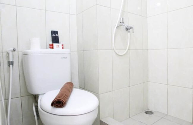 Furnished Studio Apartment @ The Springlake Summarecon - Photo 9