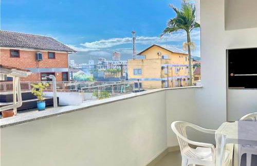 Apartamento Amplo 200m da praia ótima localização - Foto 8