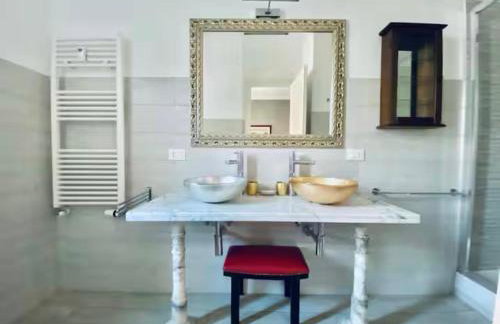 Vatican City Historic Center -Luxury Flat with Garden and Private Parking - Foto 9