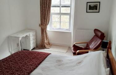 Kirkton Cottage whole house in Cairnie Aberdeenshire - Photo 3