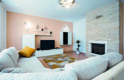 Holiday home in Šušnjevica with swimming pool - Photo 5