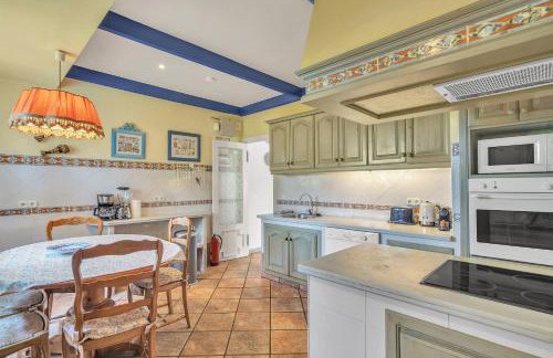 Villa Arin - Beachside Family Home by Finest Rentals - Photo 34