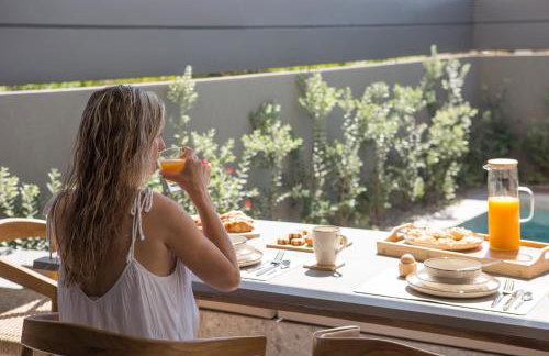 Memoire Guest House I Private Heated Pool I 200m beach - Foto 43