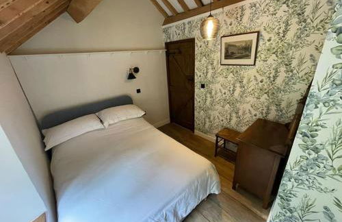 Former Corn Mill Cottage on the North Wales coast - Photo 23