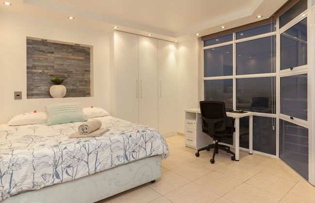 The Waves, Living By the Beach - Foto 14