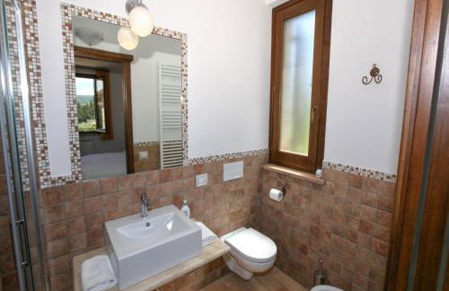 Luxurious Villa in Vasciano Umbria with Private Pool - Photo 20