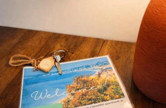 Studio rénové climatisé tout confort - Lit Queen size - emplacement idéal près des plages - Foto 7