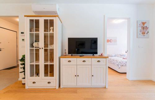 Flex SelfCheckIns 149 - Zagreb - Bedroom - Garage - Loggia - Foto 25