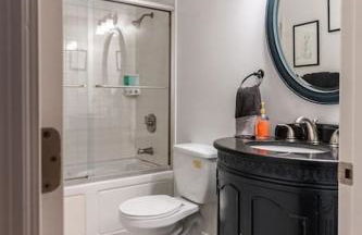 Jolene's Hideout - Noise Notice Wed-Sun - Foto 23