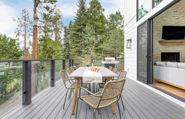 Luxury Retreat, 5mins to the Lake Game Room + Fire Pit Howlite by Avantstay - Foto 32