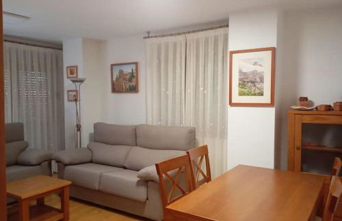 24B03 Apto espacioso en Cabrales by R2R Consulting - Foto 3