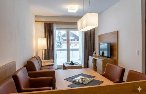 FeWo Auszeit am Lift I Direkt an der Skipiste I Whirlpool-Wanne I Tiefgaragenstellplatz I 2min zum Wanderweg - Foto 5