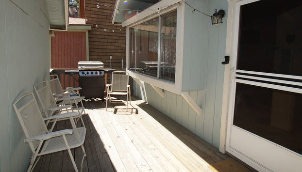 Sherwood Cottage - Charming and cozy cabin that has back deck with a Hot Tub! - Foto 2, Imagen principal