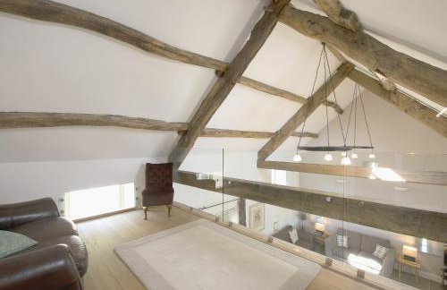 Dale House - Photo 5